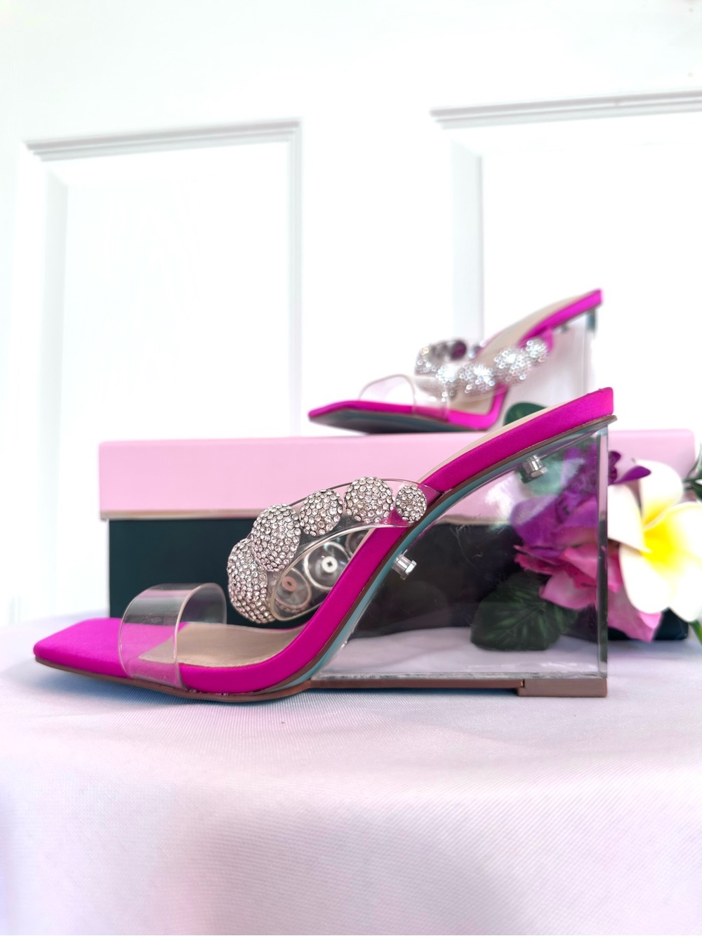BETSEY JOHNSON ~ Pink Satin Acrylic Platform Shoes w/Silver Rhinestone Accents - Picture 8 of 12